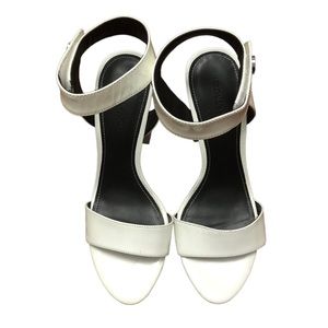 Kendall & Kylie heels